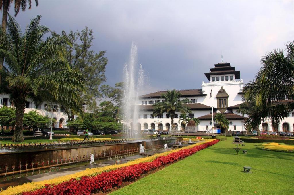 Hotel Cihampelas 1 Bandung Eksteriør bilde